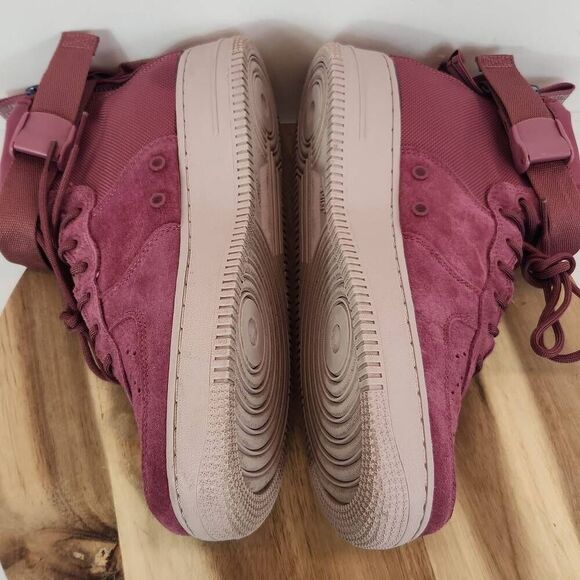 Nike SF Air Force 1 Mid "The Force Is Female" Women's Size 10 Burgandy - Picture 7 of 11